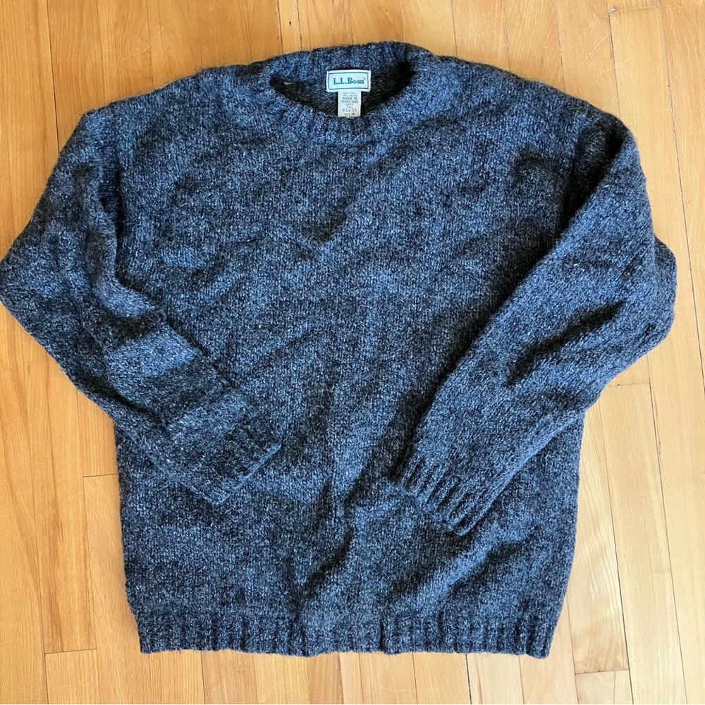 EUC LLBean Men’s wool sweater dark gray size Men’s Tall Medium